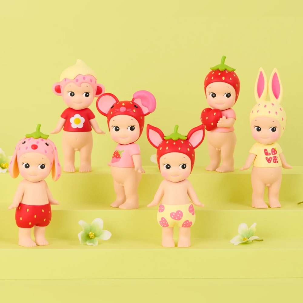 Sonny Angel Strawberry Love Series - Fawn 🦌🍓 - Picture 6 of 6